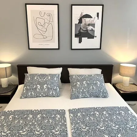 Tina Comfortable